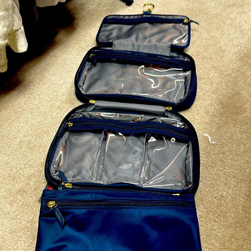 TUMI Brand New “ Monaco travel kit” VOYAGEUR